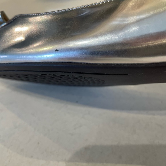 Cole Haan Silver Patent Leather size 9 - Picture 3 of 15